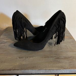 Women’s black stiletto fringe heel Sz.11